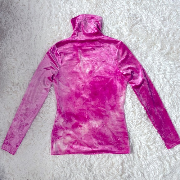 Pink Velvet Tiedye Turtleneck - Picture 4 of 7